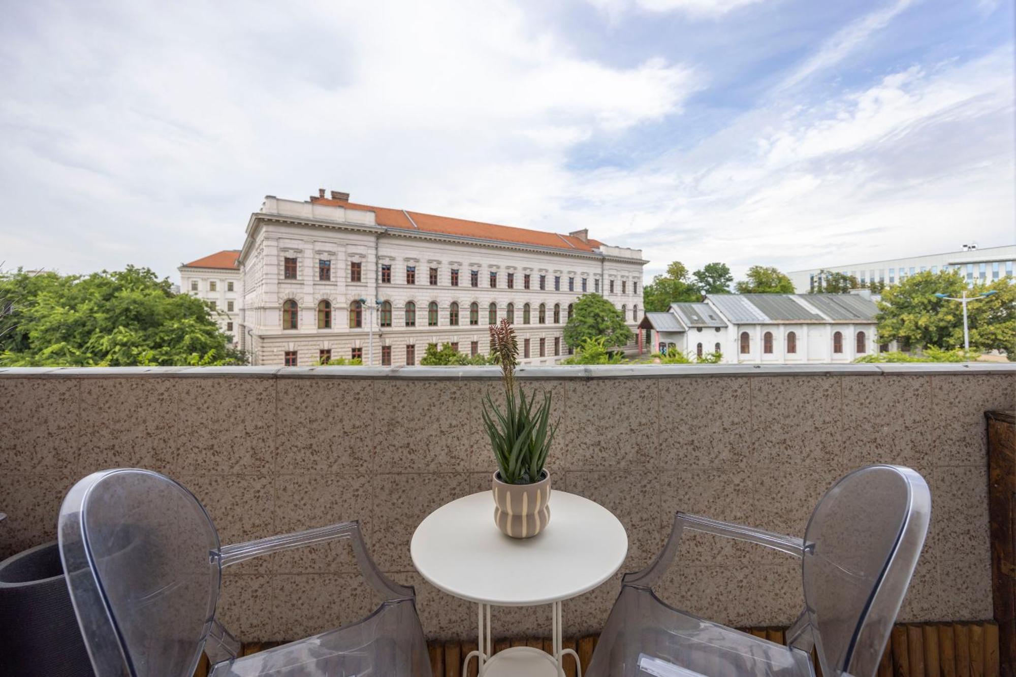 Luxy Central Spacious & Cozy Residence With Balcony Budapešť Exteriér fotografie
